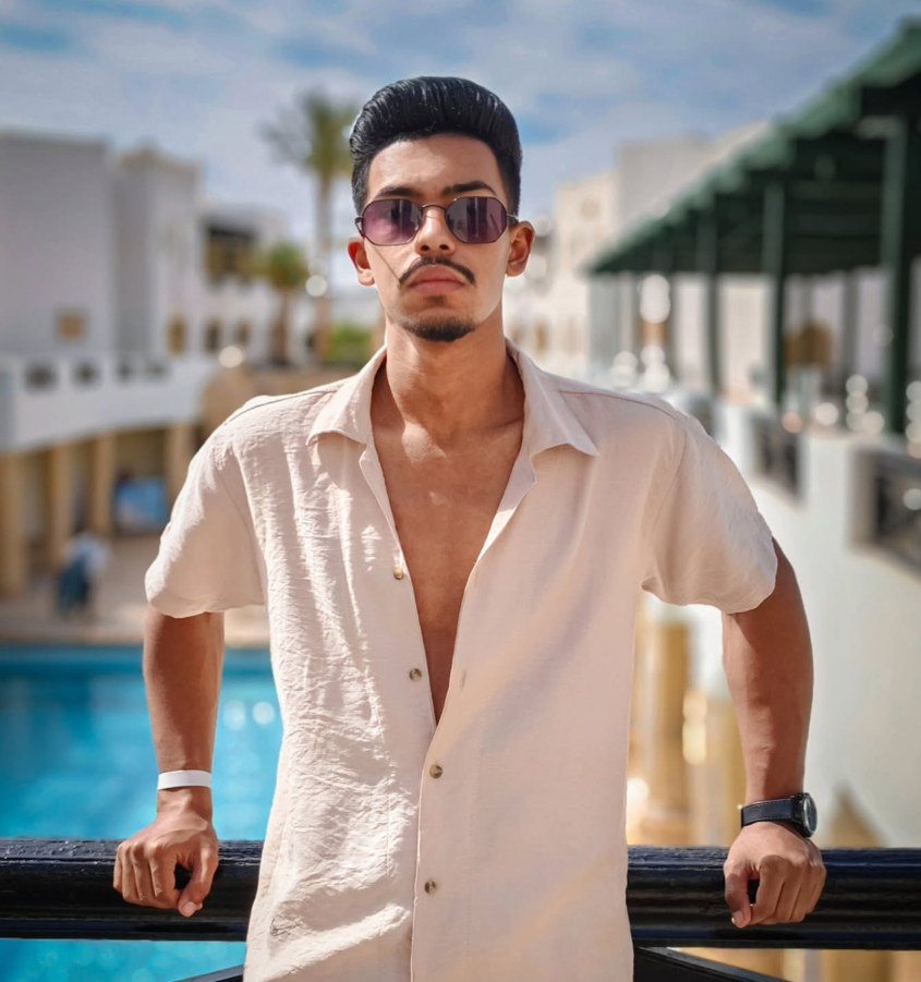 مدير المجتمع